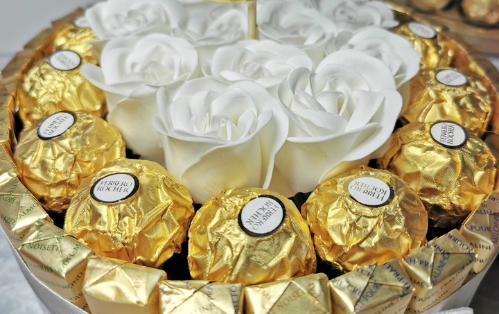 Prezent Na Komunię Dla Dziewczynki Pamiątka Od Chrzestnej Chrzestnego