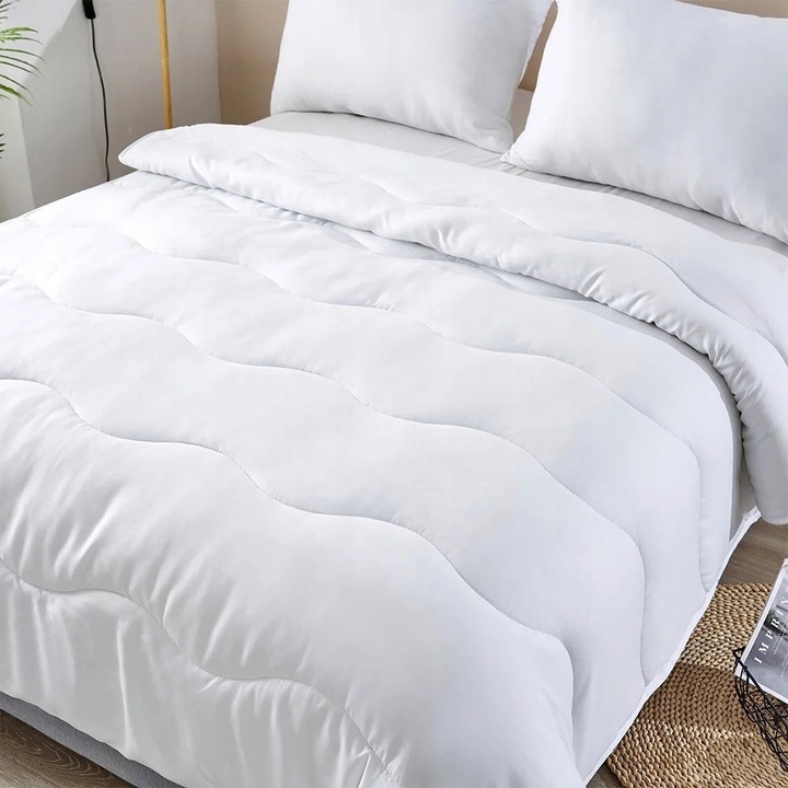 KOMPLET KOŁDRA CAŁOROCZNA ANTYALERGICZNA 160X200 + 2 PODUSZKI 70X80