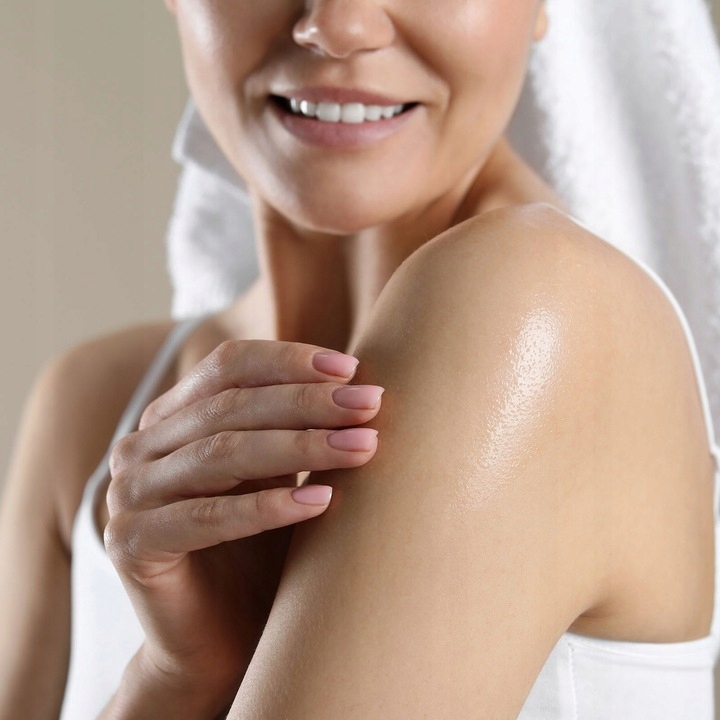 NATURALNY OLEJ ZE SŁODKICH MIGDAŁÓW 500 ML