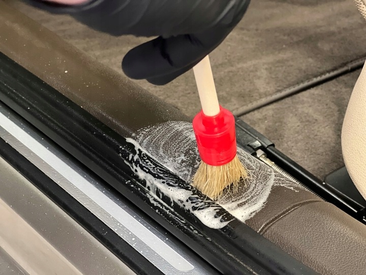 ADBL APC 1L UNIWERSALNY ŚRODEK CZYSZCZĄCY koncentrat do wnętrza nadwozia