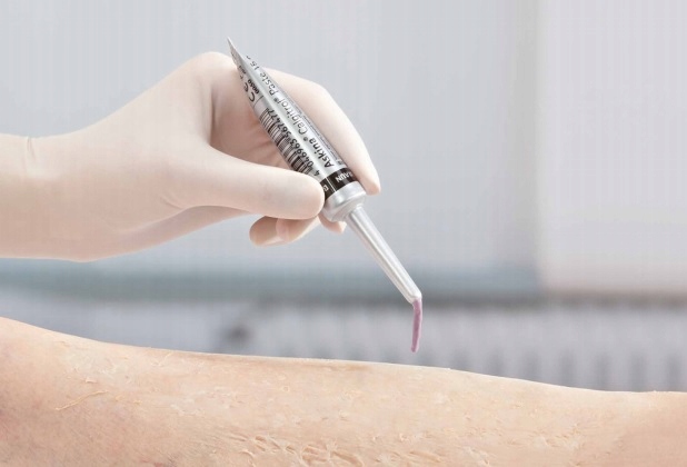 ASKINA CALGITROL PASTA NA RANY BBRAUN 15G SREBRO