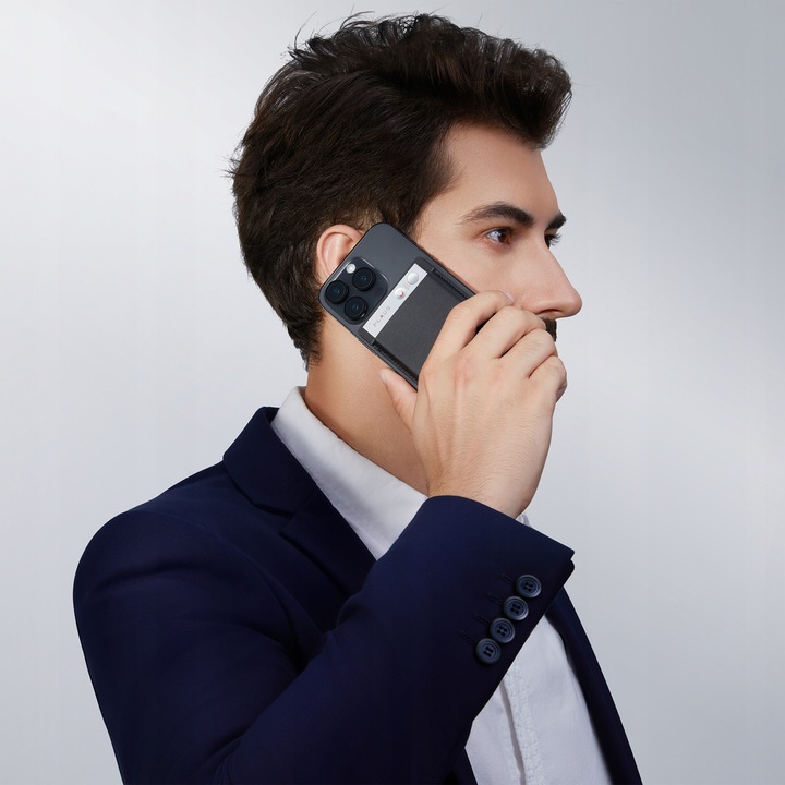 Dyktafon Plaud z transkrypcją i podsumowaniem ChatGPT 4o Claude 3.5