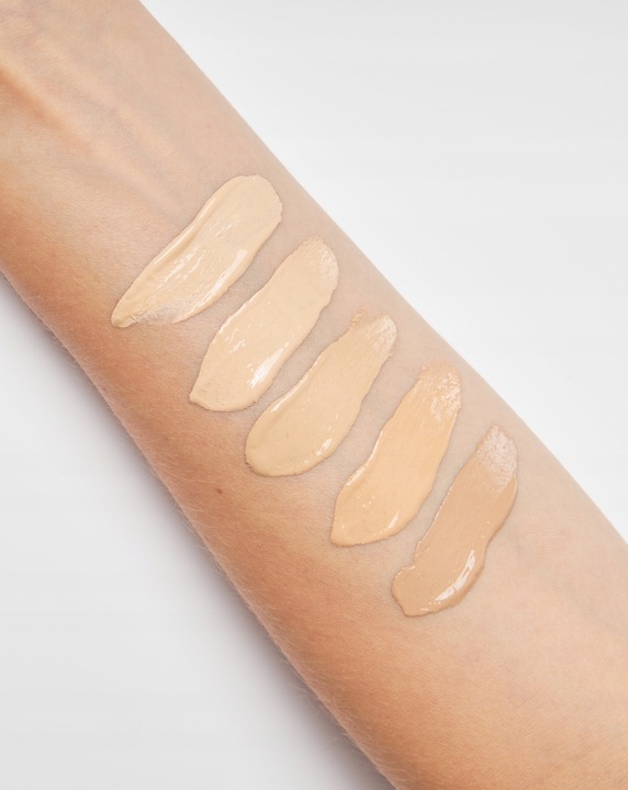 PODKŁAD do TWARZY mocno KRYJĄCY NUTRIDOME Wygładzający Trwały 04 BEIGE