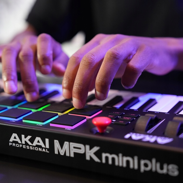 AKAI MPK MINI PLUS klawiatura sterująca MIDI