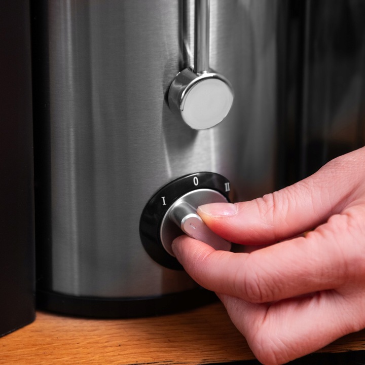 SOKOWIRÓWKA DO OWOCÓW I WARZYW WYCISKARKA WYSOKOOBROTOWA LEHMANN DUŻY