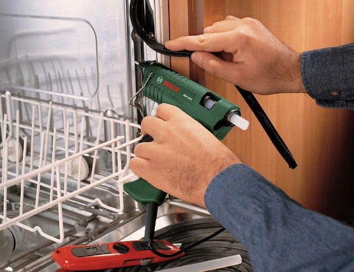 BOSCH PKP 18 E PISTOLET TERMICZNY KLEJARKA DO KLEJU NA GORĄCO + KLEJ