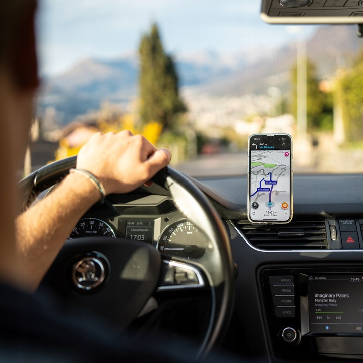 UCHWYT DO SAMOCHODU MAGNETYCZNY NA TELEFON DESKĘ KOKPIT HOLDER DO MAGSAFE