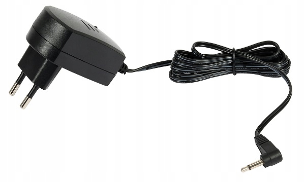 Wzmacniacz antenowy DVB-T2 budynkowy do 3 TV AWS-143M + zasilacz AMS