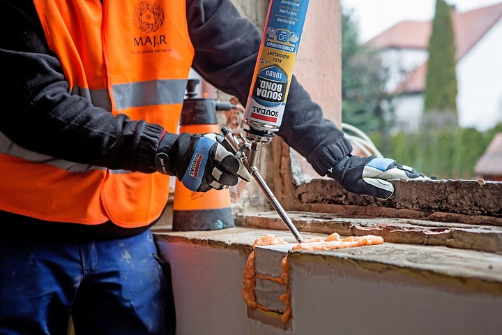 Klej budowlany Soudabond Turbo 750 ml SOUDAL