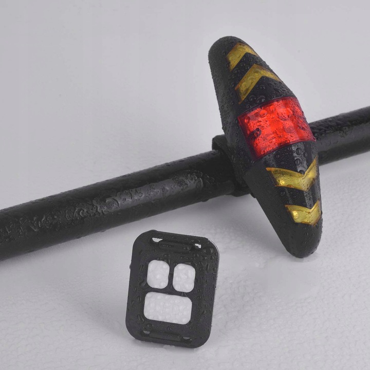 LAMPKA LED Tylna Rowerowa do Roweru Tył KIERUNKOWSKAZY Sterowana Pilotem