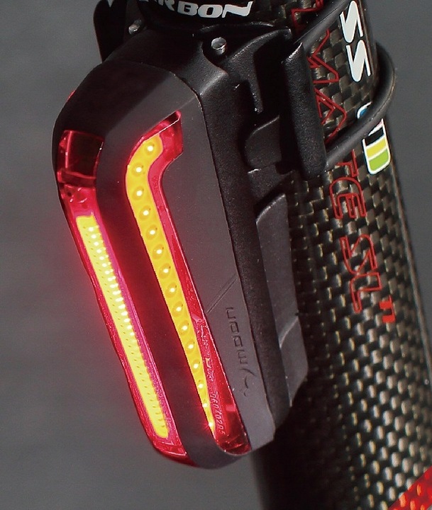 Lampka rowerowa tylna MOON CERBERUS 150lm