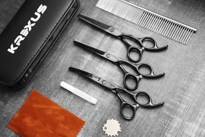 Profesjonalne Nożyczki do Strzyżenia Psów Kotów Czarne Zestaw Etui Grzebień