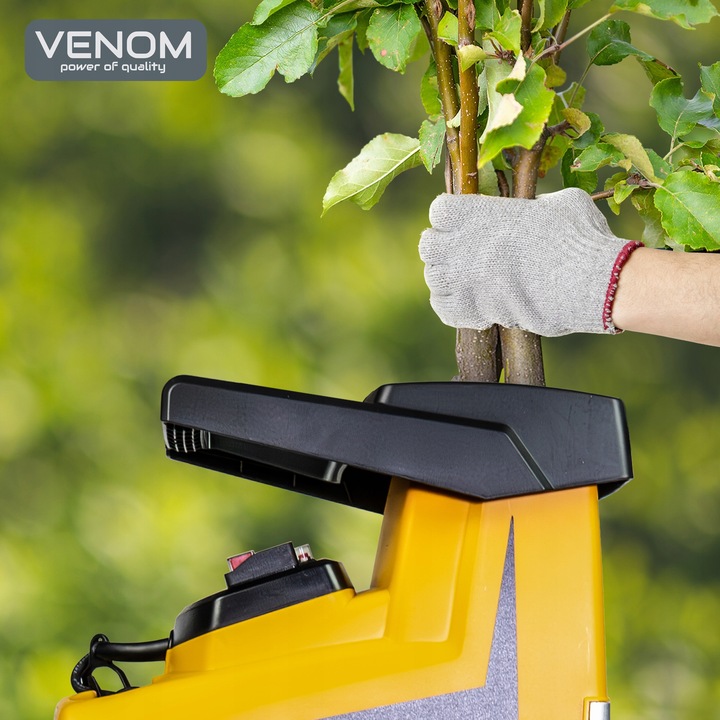 ELEKTRYCZNY ROZDRABNIACZ VENOM RĘBAK DO GAŁĘZI PRO MOCNY SILNIK 2X