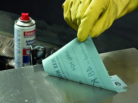 TESA Środek zmywacz w sprayu do usuwania kleju etykiet naklejek taśmy 200ml