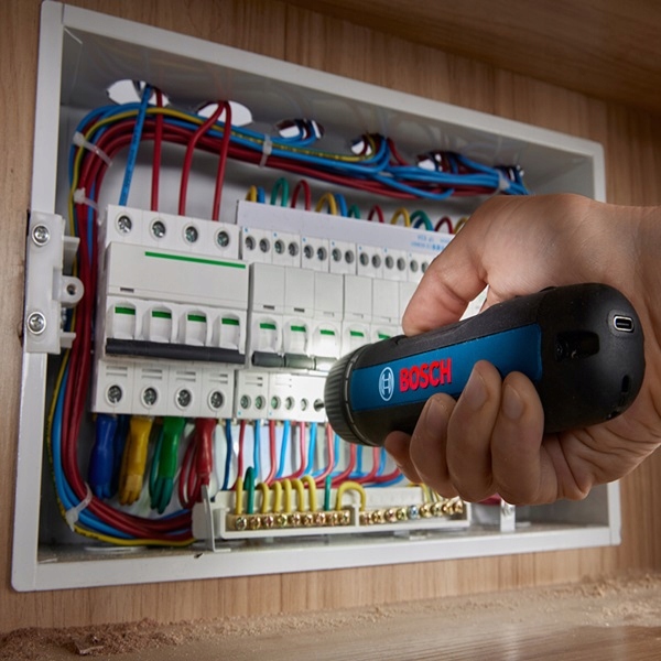 EXCLUSIVE - Bosch Professional GO 3 Wkrętak +PH1/PH2 KIT 06019H2200