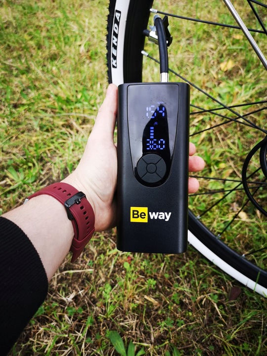 POMPKA ELEKTRYCZNA NAJMOCNIEJSZA 9000 mAh 150psi BEWAY DO ROWERU ROWEROWA