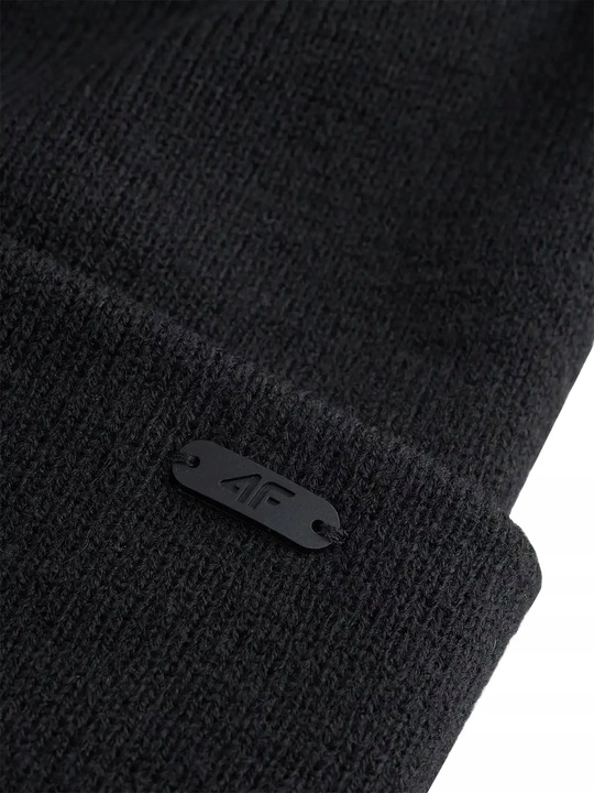 4F CZAPKA ZIMOWA CZARNA CIEPŁA r. UNIWERSALNY u621