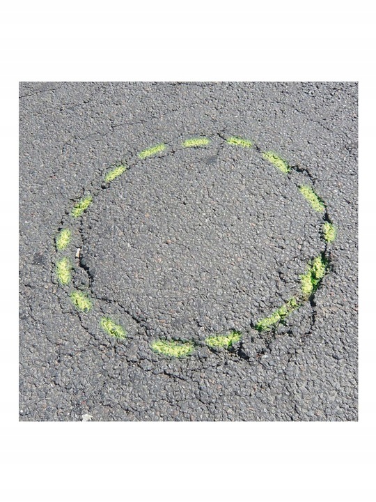 Farba geodezyjna spray SOPPEC TRACK MARKER FLUO 12szt. do znakowania