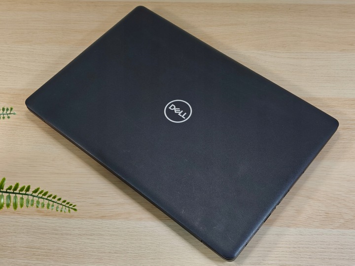 Laptop Dell Latitude 3590 15,6'' i5 PRO 16GB 512SSD FHD Ultrabook