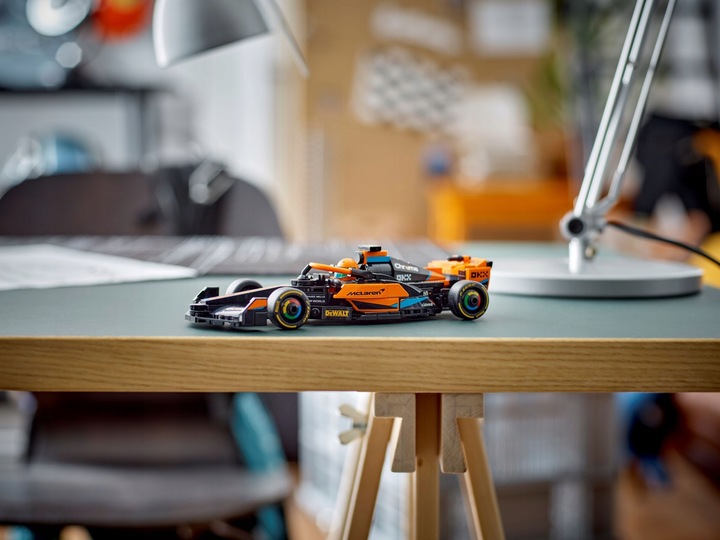 LEGO Speed Champions Samochód wyścigowy McLaren Formula 1 wersja 2023 76919