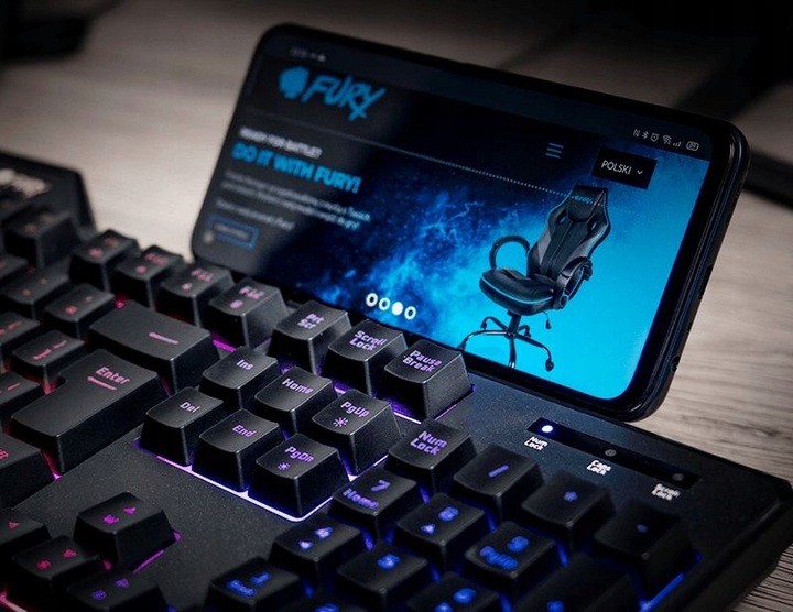 KLAWIATURA PODŚWIETLANA I MYSZ-KA GAMINGOWA SŁUCHAWKI ZESTAW DLA GRACZA