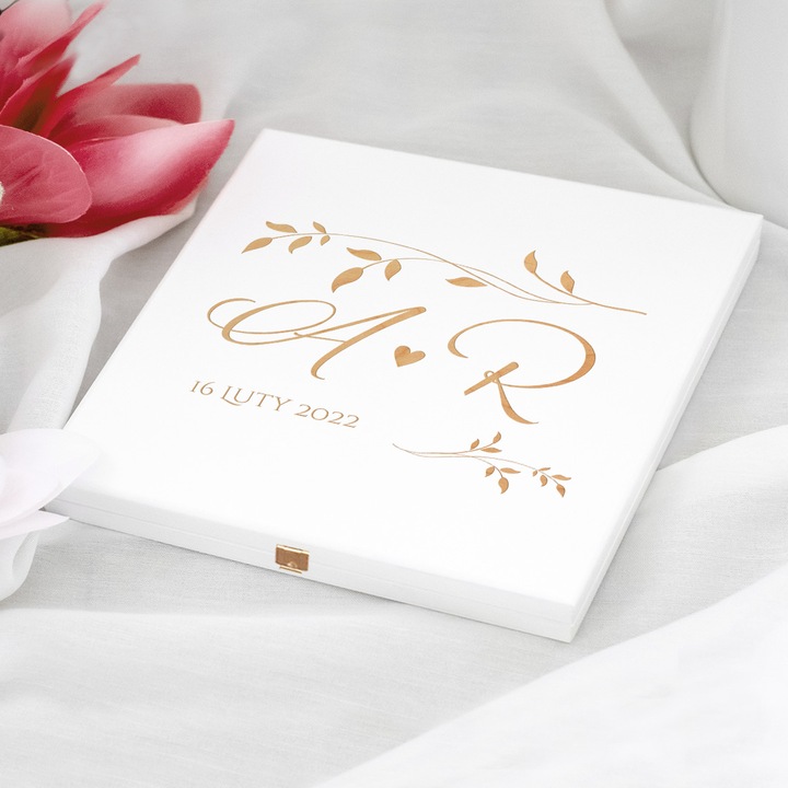 PREZENT ŚLUBNY PUDEŁKO NA PIENIĄDZE ŚLUB KARTKA ŚLUBNA DLA PARY MŁODEJ