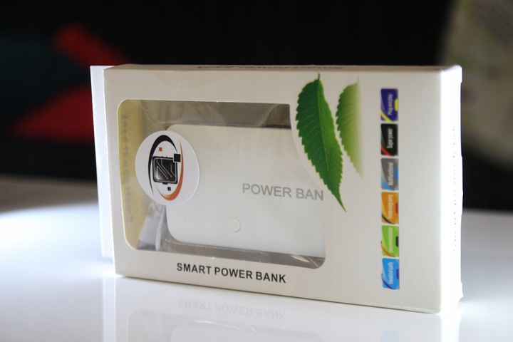 Power bank 50000mAh powerbank Wyświetlacz 3xUSB Latarka KOLORY SOLIDNY