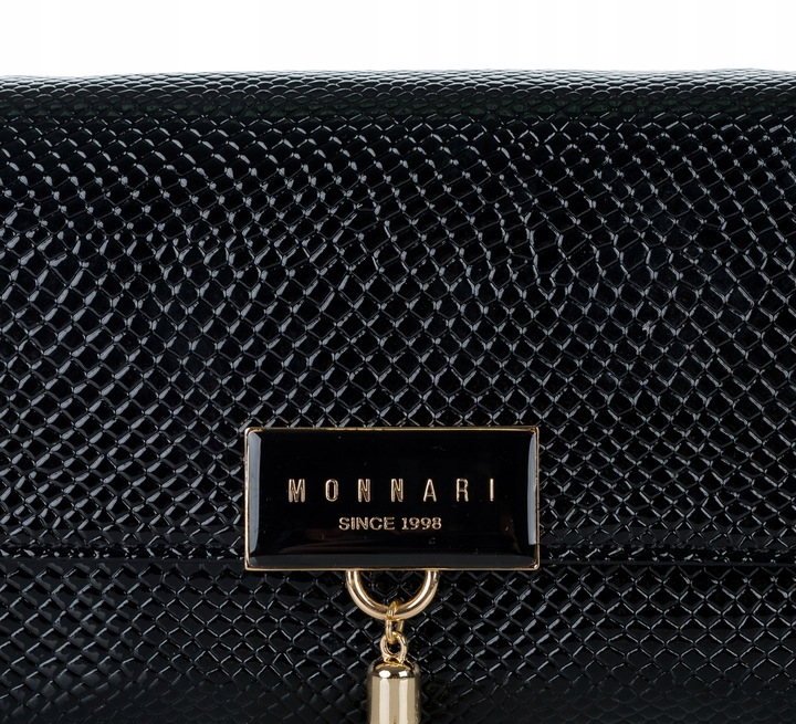 TOREBKA LISTONOSZKA MONNARI WIZYTOWA KOPERTÓWKA Czarna na łańcuszku