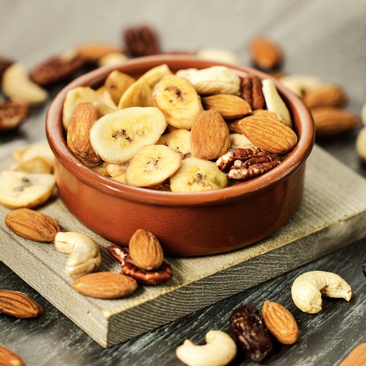 MIESZANKA STUDENCKA 1kg Orzechy bakalie naturalna przekąska jakość Kol-Pol