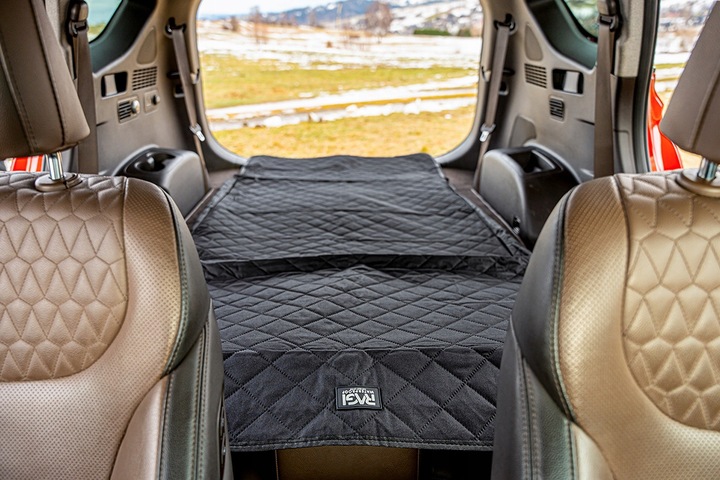 MATA DO BAGAZNIKA DLA PSA POKROWIEC DO SAMOCHODU AUTA KOMBI