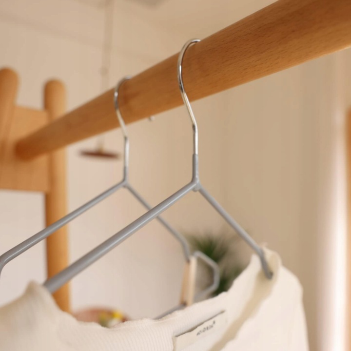 WIESZAKI NA UBRANIA DZIECIĘCE UBRANIOWE WIESZAK DO SZAFY DLA DZIECI 20