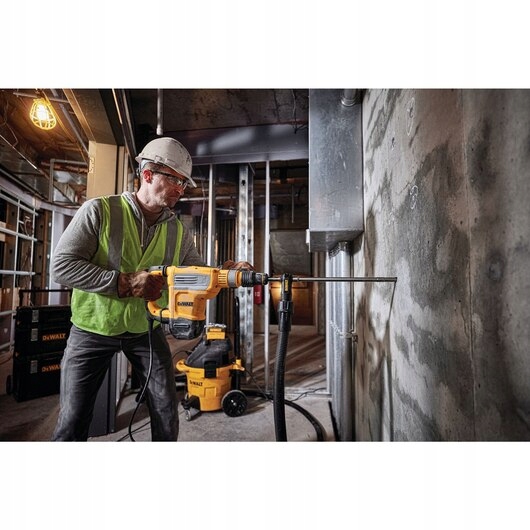 Młot udarowo-obrotowy DeWalt D25614K