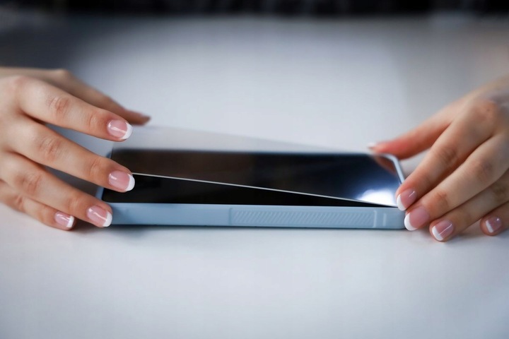 Szkło hartowane, ochronne na ekran Bizon do Galaxy S25/S24, szybka szkiełko