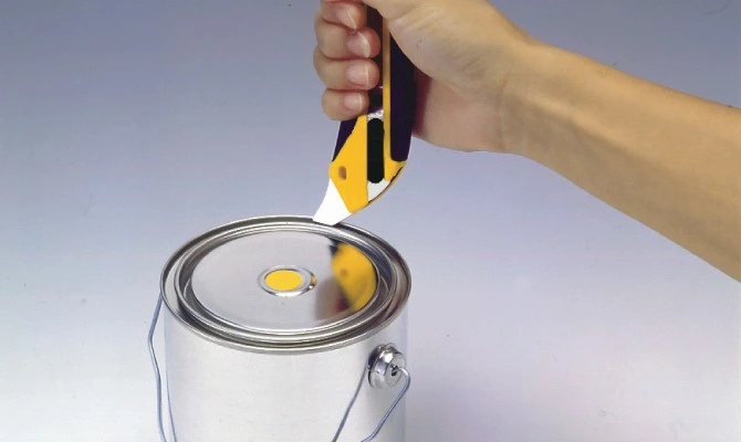 Nożyk 18mm żółty z suwakiem i płetwą - OLFA L5-AL