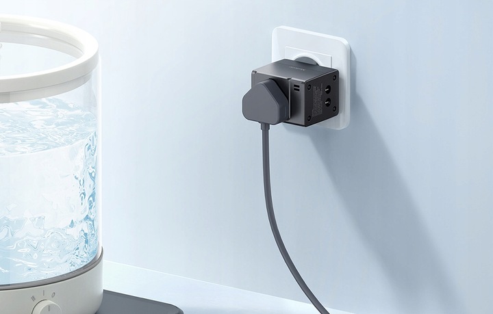 Adapter podróżny McDodo CP-4120 2.1A FC