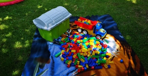 KLOCKI KONSTRUKCYJNE 500 w POJEMNIKU POLSKIE DUŻE