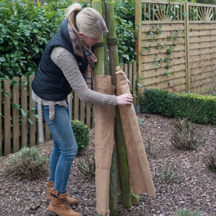 Mata z filcu jutowego, ochrona roślin przed zimnem 50 x 150 cm,