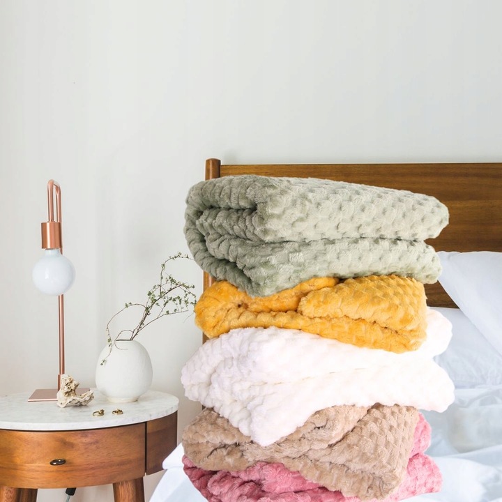 GRUBY KOC WYTŁACZANY 200X220 NARZUTA NA ŁÓŻKO NA KANAPE NA NAROŻNIK PLED