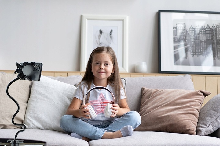 UNIWERSALNY UCHWYT NA TELEFON kamerę 360 PAŁĄK Z KLIPSEM DO BLATU Webski