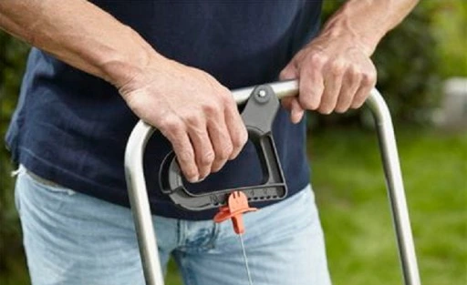 Siewnik uniwersalny Gardena L ręczny 12,5L 400 m2