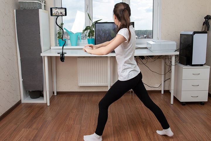 UNIWERSALNY UCHWYT NA TELEFON kamerę 360 PAŁĄK Z KLIPSEM DO BLATU Webski