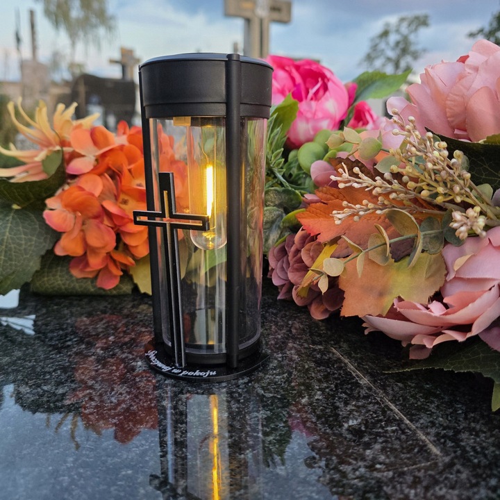 ZNICZ SOLARNY LED LAMPION NA GRÓB STATUETKA NA CMENTARZ Z KRZYŻEM