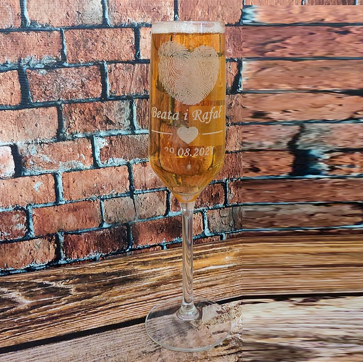 2x KIELISZKI DO SZAMPANA Z GRAWEREM PREZENT ŚLUB Personalizacja