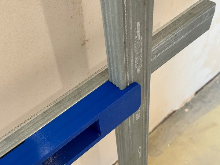 PRZYRZĄD MAGNETYCZNY DO PROFILI CD60 DYSTANSER USTAWIANIE ODLEGŁOŚCI