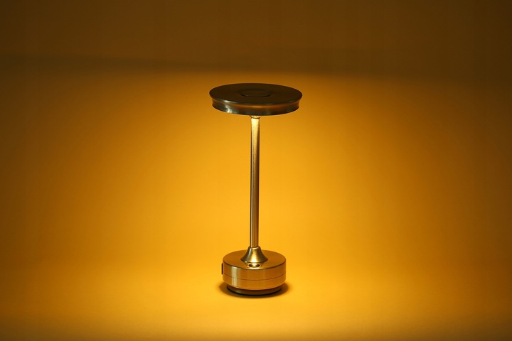 BEZPRZEWODOWA LAMPKA NOCNA DOTYKOWA LED DO RESTAURACJI HOTELU 3 TRYBY