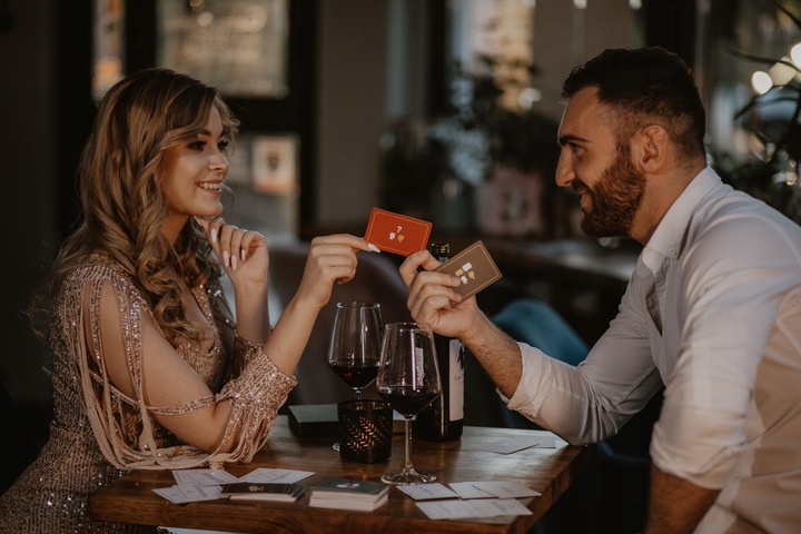 Gra w Relacje - dla par, UMACNIA WIĘZI W ZWIĄZKU! Prezent dla niej / niego