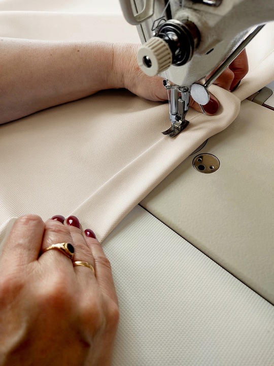 Obrus plamoodporny na stół świąteczny 150x250