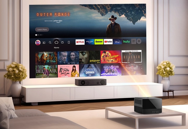 RZUTNIK PROJEKTOR LED AUTOFOCUS ANDROID TV 11 4K FULL HD WIFI PILOT BT