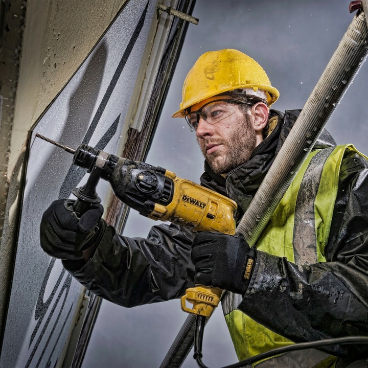 Młotowiertarka 710W SDS-Plus 2,0 J + walizka DeWALT D25033K