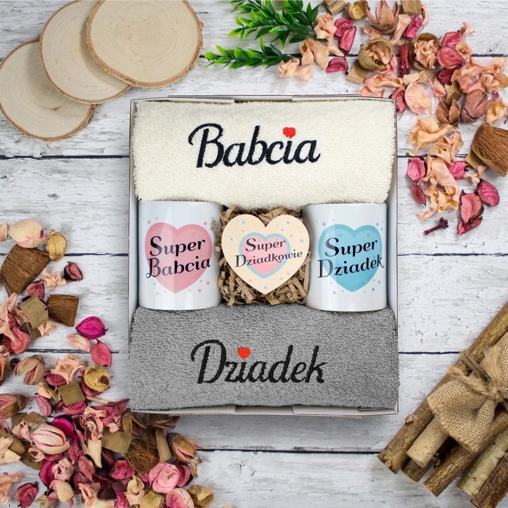 PREZENT NA ŚLUBU WESELE ROCZNICĘ RĘCZNIKI KUBKI DLA PARY PAR KUBEK
